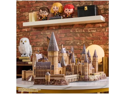 Harry Potter Deluxe Hogwarts Castle with Astronomy Tower