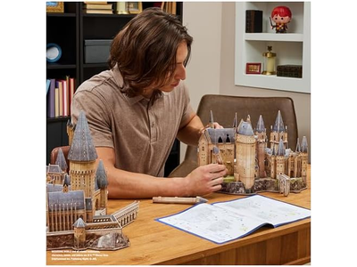 Harry Potter Deluxe Hogwarts Castle with Astronomy Tower